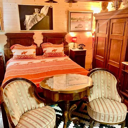 ロッジ Brvnare Mrkic Kremna